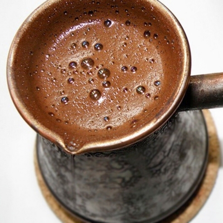 Вечно актуальная классика: кофе в турке с пенкой