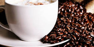 Кофе, с кофеином и без, стимулирует одинаково